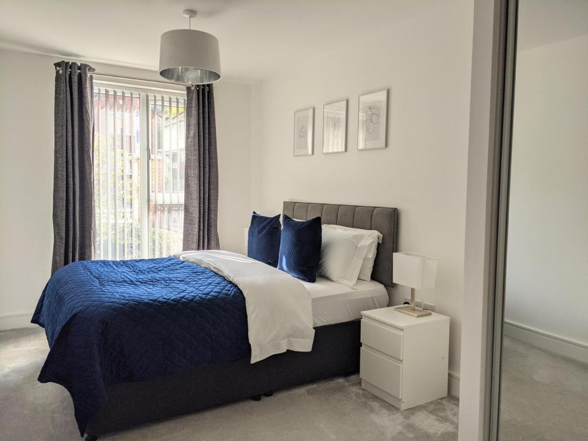 Suffield Lodge By Wycombe Apartments 海维康 外观 照片