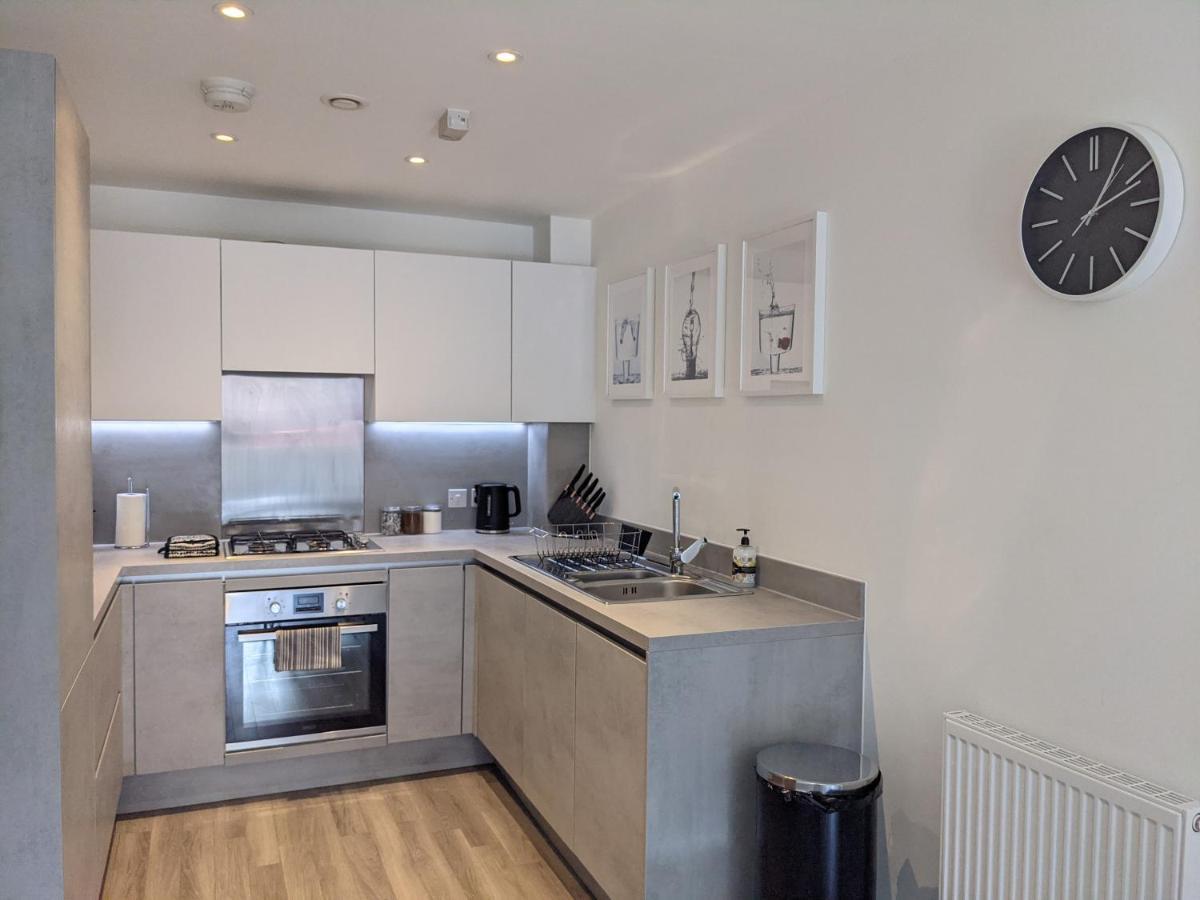 Suffield Lodge By Wycombe Apartments 海维康 外观 照片